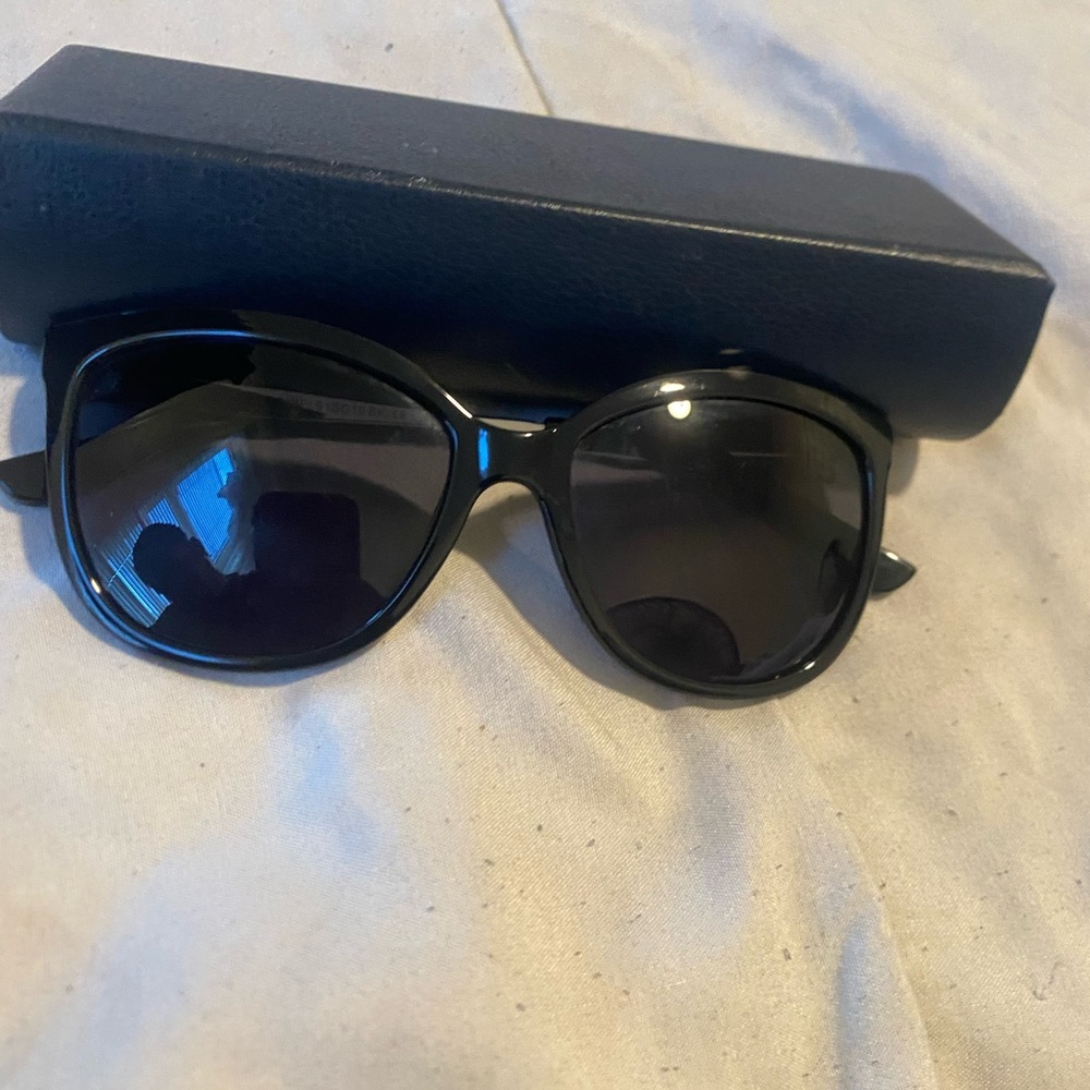 Elle Black Round  Women's Sunglasses